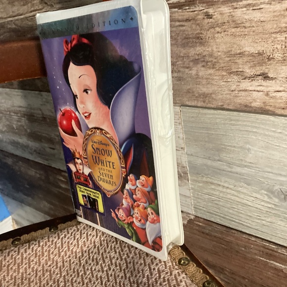 Snow White vhs - Picture 4 of 4